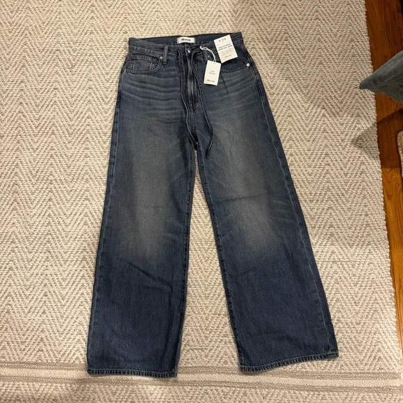 Madewell Ultimate Wide Leg Jean in Airy Denim - Picture 4 of 8